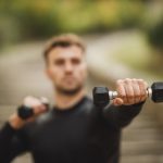 无法逃离的小红帽:在童话世界中的真实困境 ab2sw